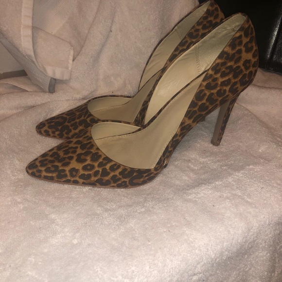 Animal print heels - Picture 3 of 5